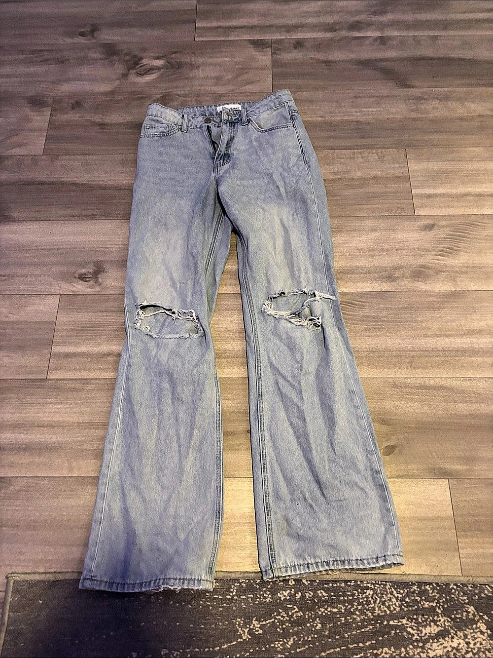 Distressed Wide Leg Jeans in Blue